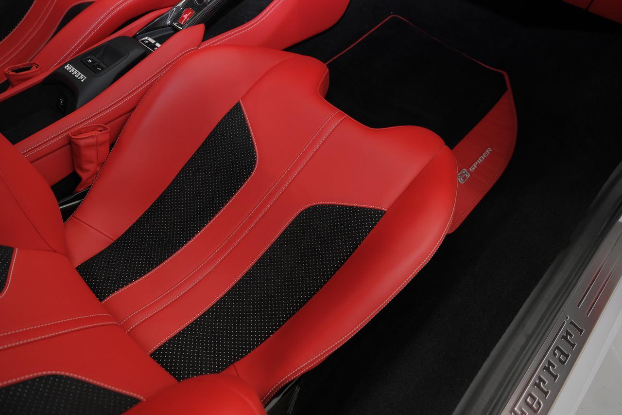 2023 Ferrari F8 Spider Base Miami FL