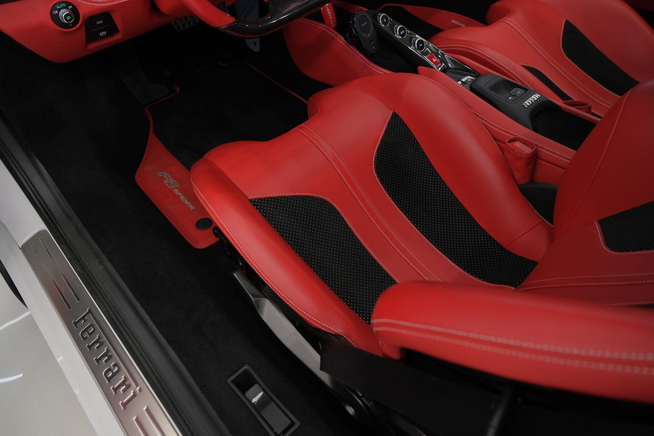 2023 Ferrari F8 Spider Base Miami FL