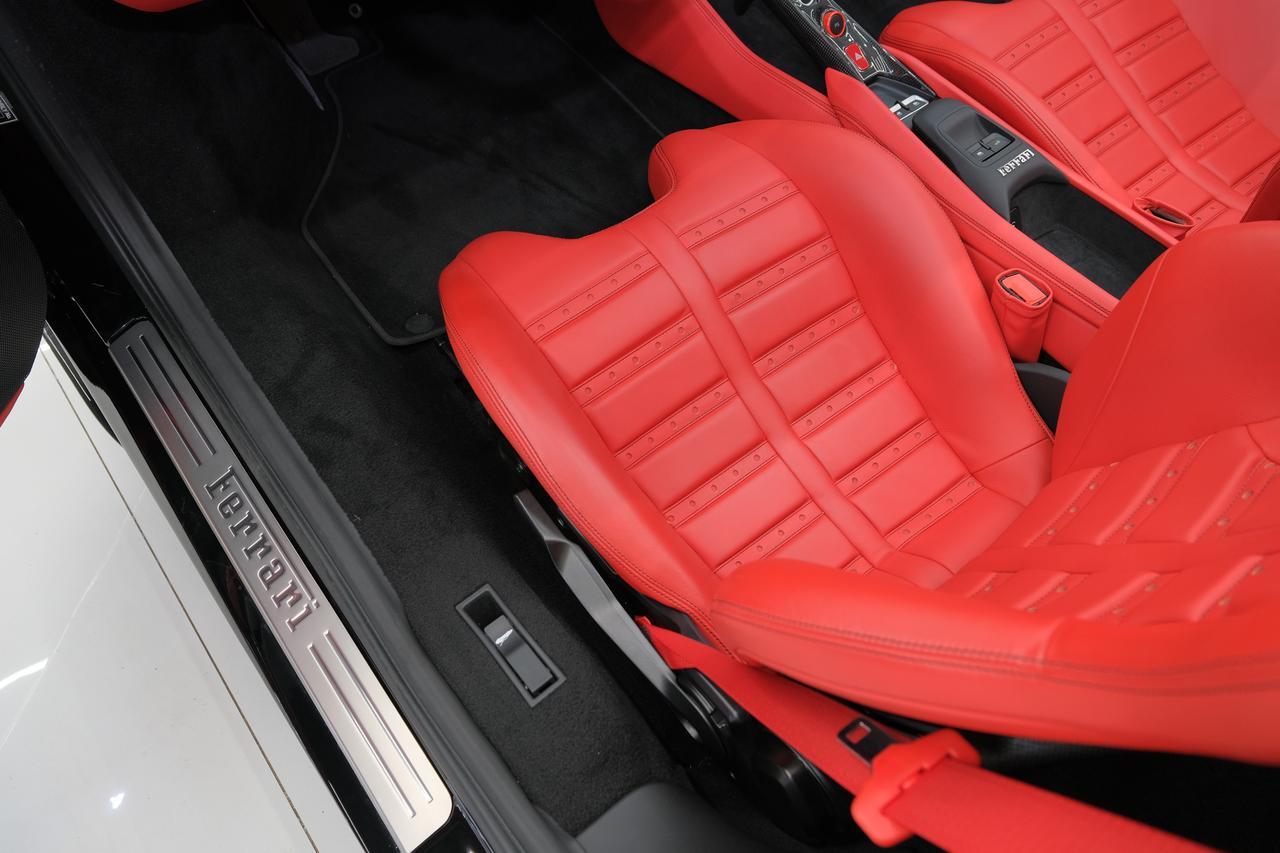 2023 Ferrari F8 Spider Base Miami FL
