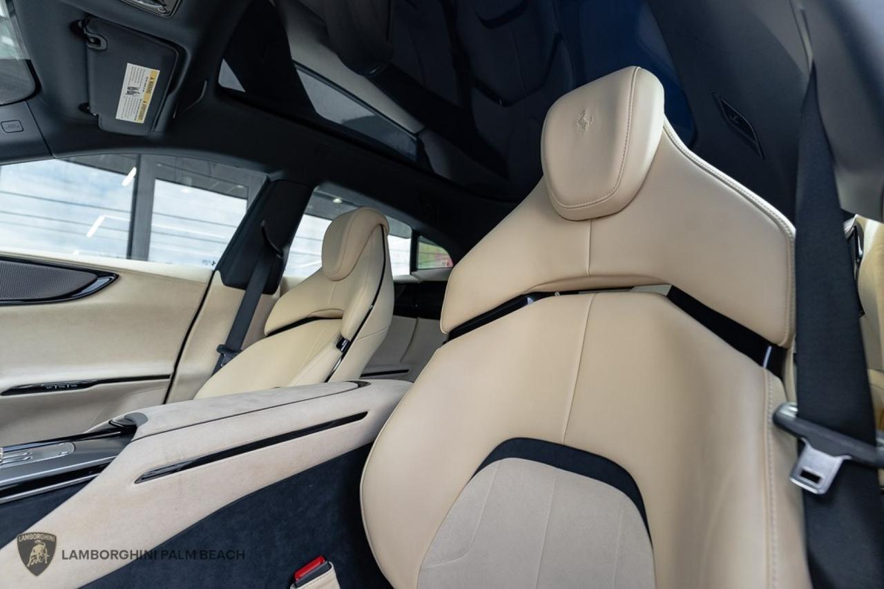 2023 Ferrari PUROSANGUE West Palm Beach FL