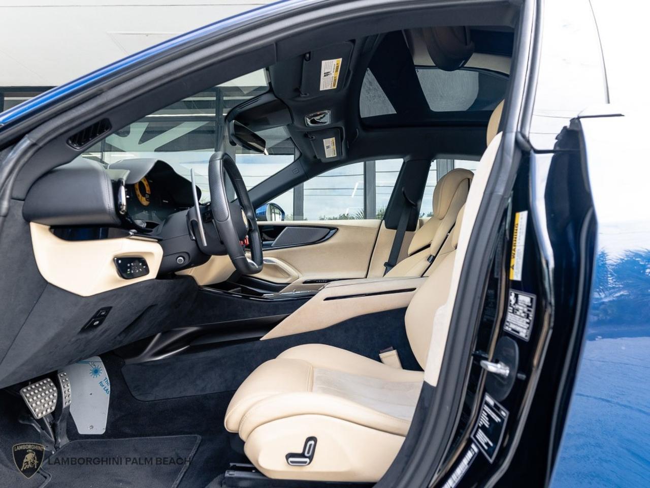 2023 Ferrari PUROSANGUE West Palm Beach FL