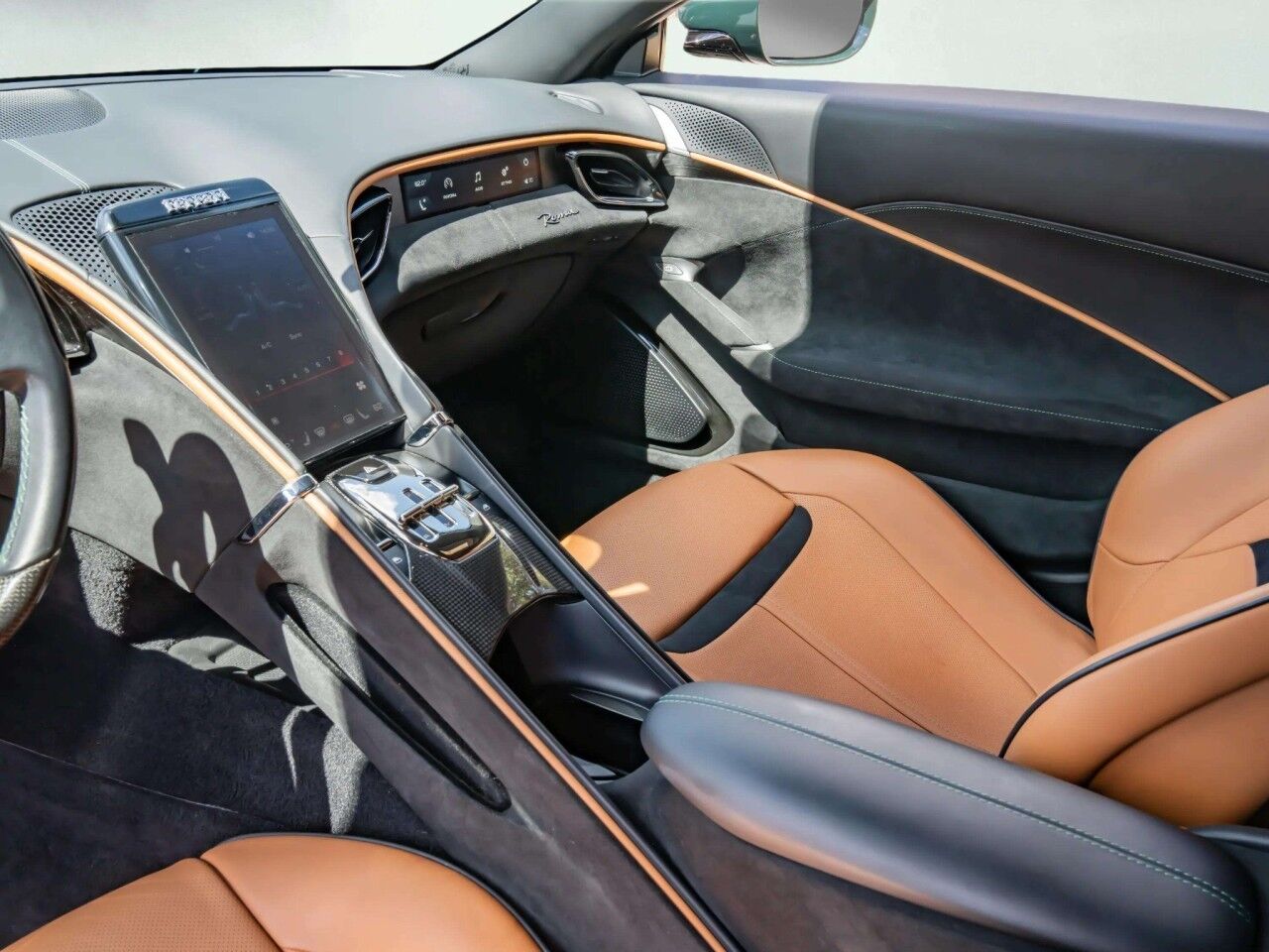 2023 Ferrari Roma Roma - Verde British San Antonio TX