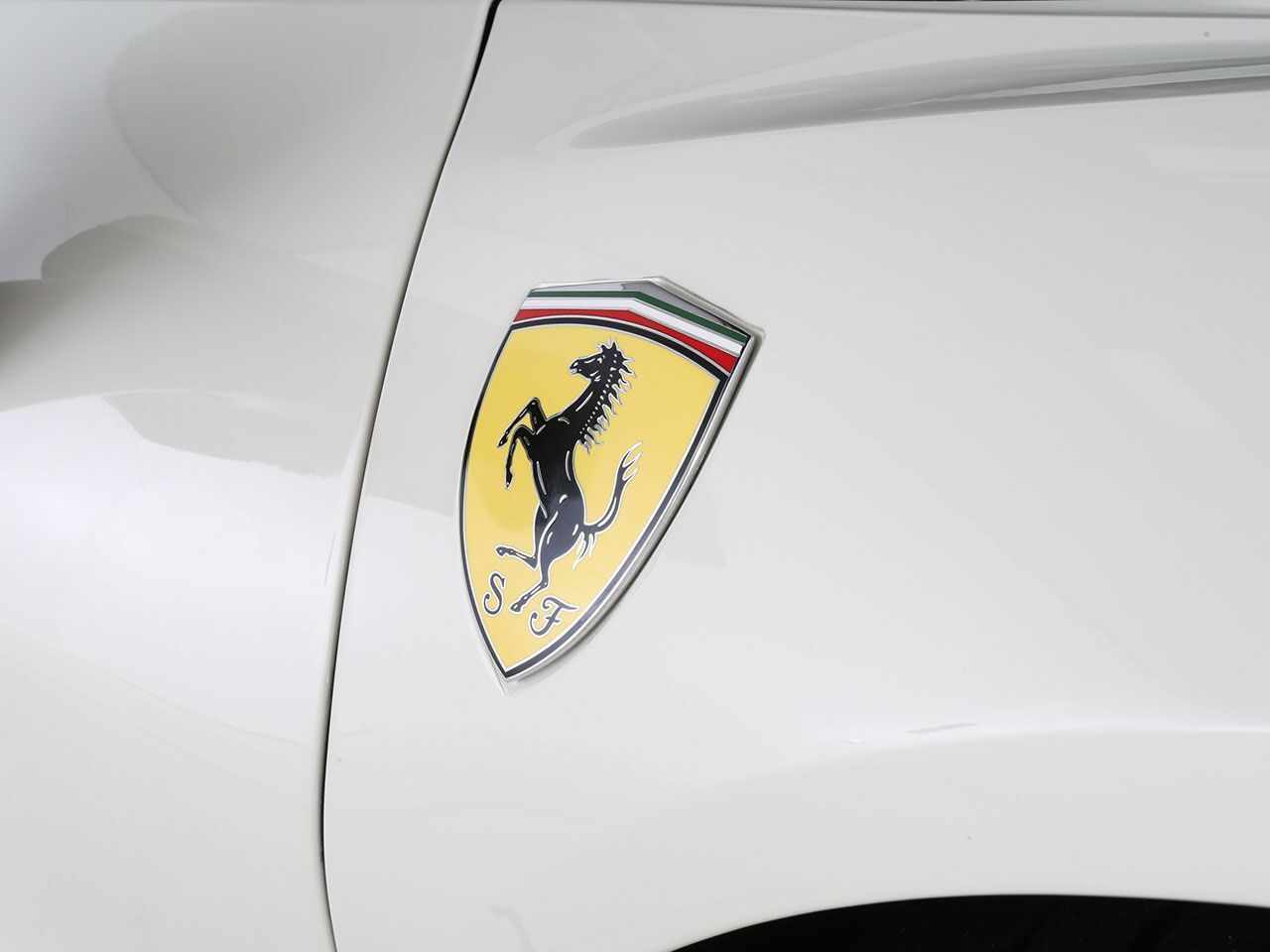 2023 Ferrari SF90 Spider Base Indianapolis IN
