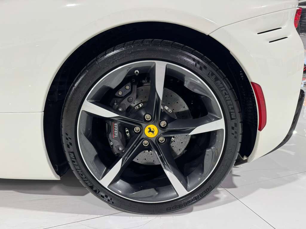 2023 Ferrari SF90 Stradale Bianco Avus paint, two-tone bodywork, JBL Professional Audio, XL carbon racing seats AND MUCH MORE!! Fort Lauderdale FL