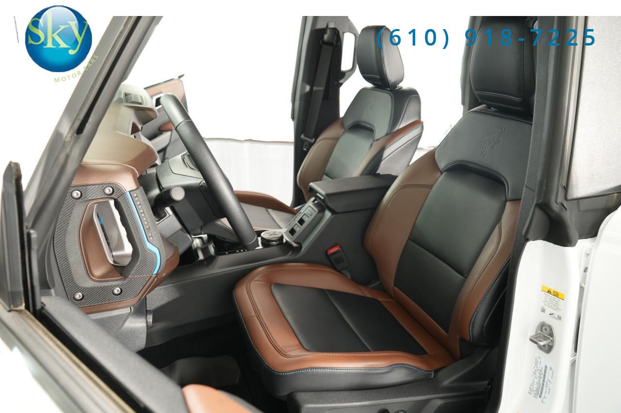 2023 Ford Bronco 4 Door 4WD Outer Banks SASQUATCH PACKAGE West Chester PA