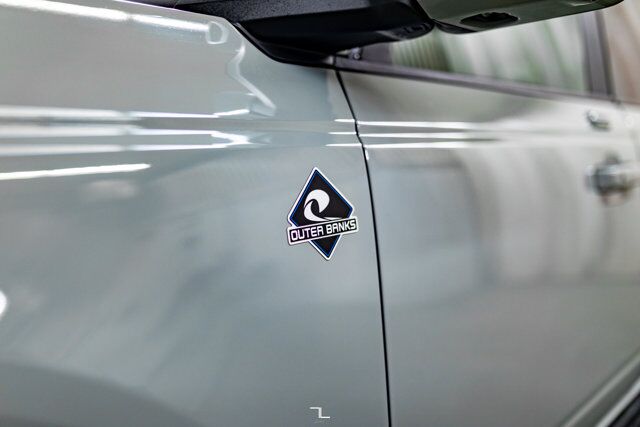 2023 Ford Bronco 4x4 Outer Banks Nav BCam Red Deer AB