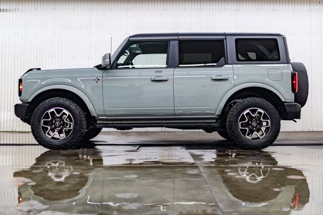 2023 Ford Bronco 4x4 Outer Banks Nav BCam Red Deer AB