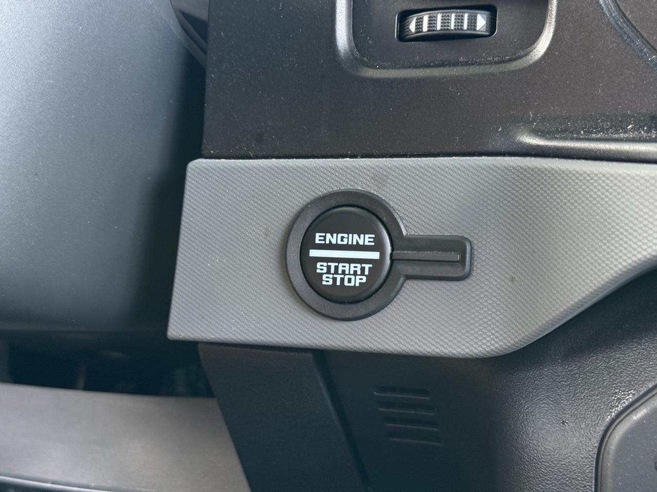2023 Ford Bronco Base Crestwood KY