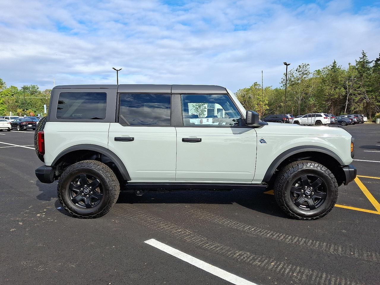 2023 Ford Bronco Black Diamond Vineland NJ
