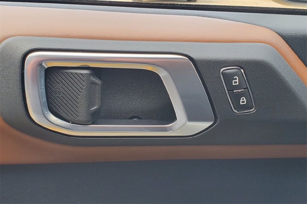 2023 Ford Bronco Outer Banks Hondo TX