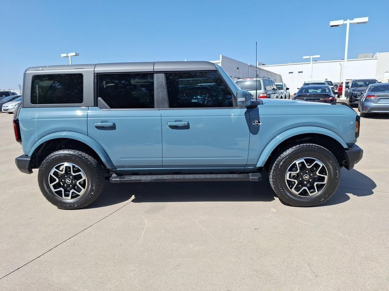 2023 Ford Bronco Outer Banks Hurst TX