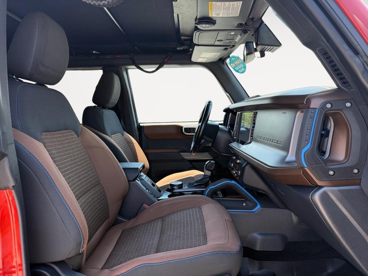 2023 Ford Bronco Outer Banks, HEATED SEATS, RUNNING BOARDS, POWER/HEATED MIRRORS, APPLE CARPLAY/ANDORID AUTO, AUTO START/STOP, PUSH BUTTON START, BACKUP CAMERA, CLEAN CARFAX, ONLY 1 OWNER! Norfolk VA