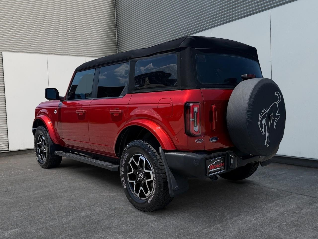 2023 Ford Bronco Outer Banks, HEATED SEATS, RUNNING BOARDS, POWER/HEATED MIRRORS, APPLE CARPLAY/ANDORID AUTO, AUTO START/STOP, PUSH BUTTON START, BACKUP CAMERA, CLEAN CARFAX, ONLY 1 OWNER! Norfolk VA