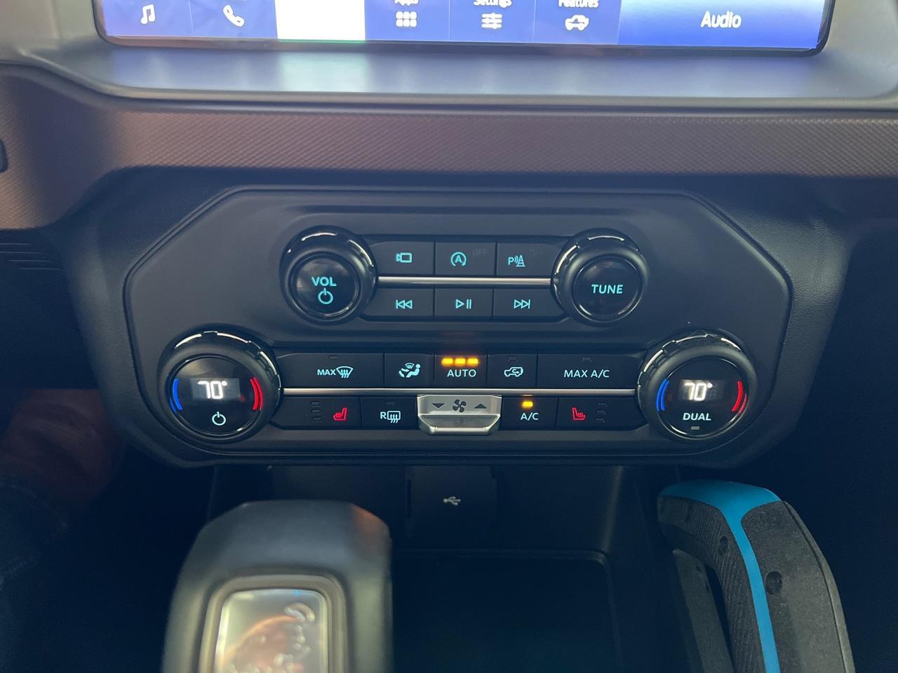 2023 Ford Bronco Outer Banks, High Pkg, V6, Hard Top, Lift, Power Steps Houston TX
