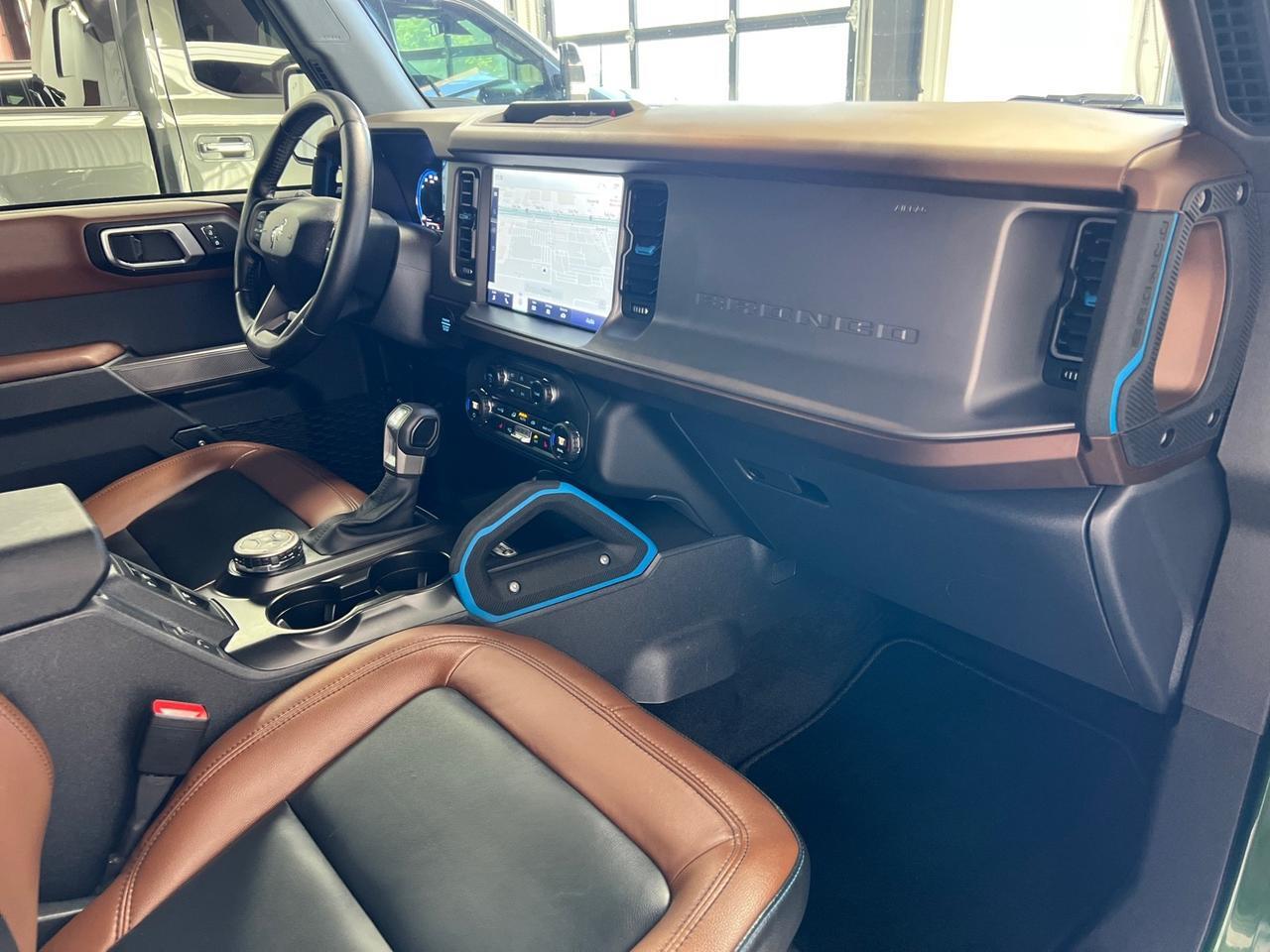 2023 Ford Bronco Outer Banks, High Pkg, V6, Hard Top, Lift, Power Steps Houston TX