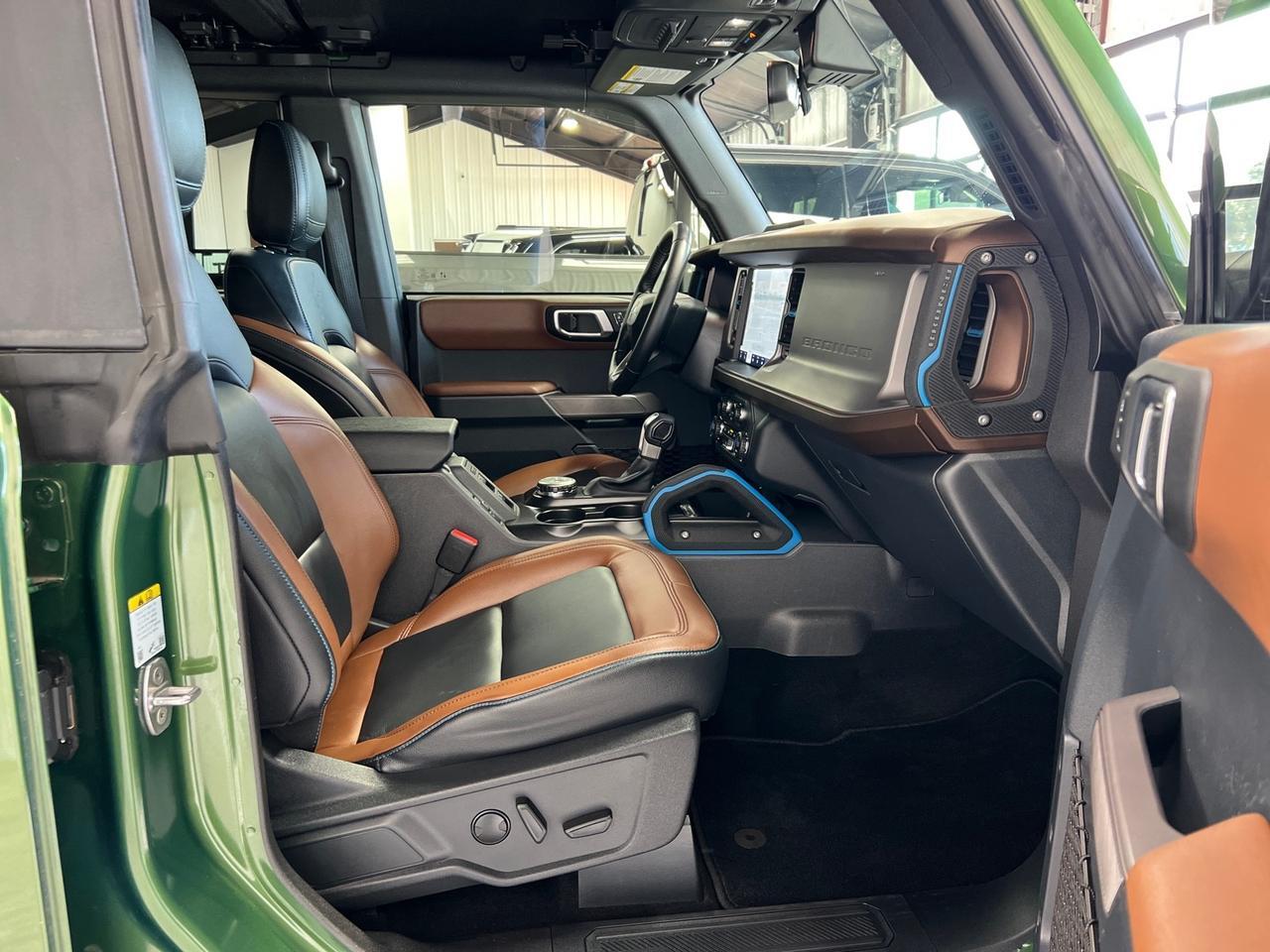 2023 Ford Bronco Outer Banks, High Pkg, V6, Hard Top, Lift, Power Steps Houston TX