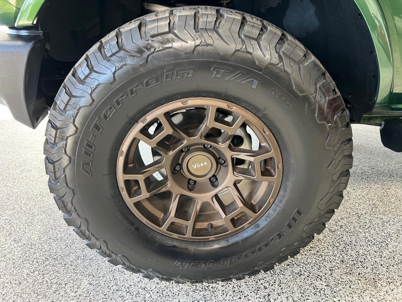 2023 Ford Bronco Outer Banks, High Pkg, V6, Hard Top, Lift, Power Steps Houston TX