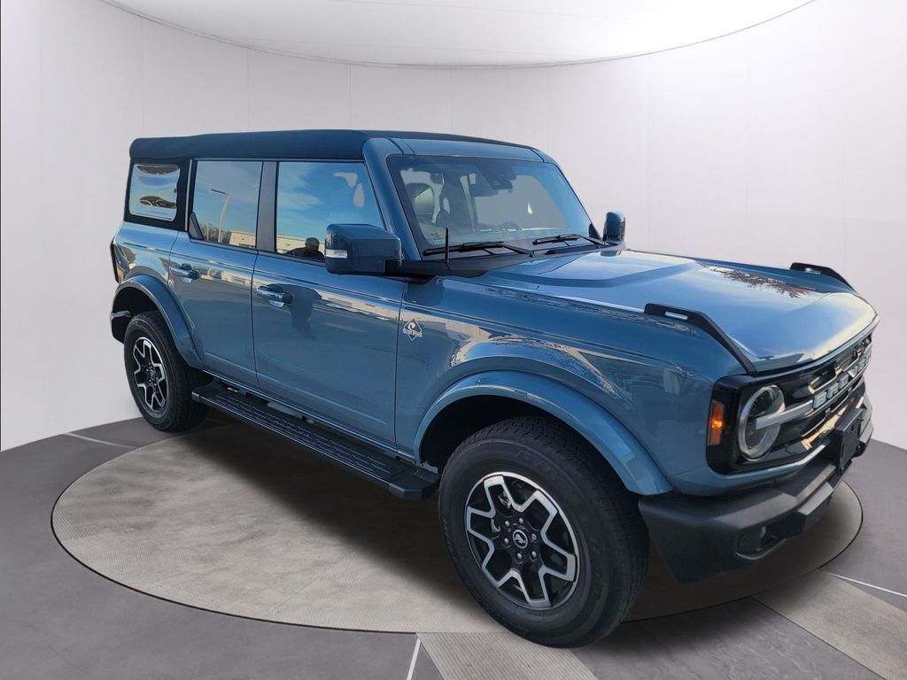 2023 Ford Bronco Outer Banks Oshkosh WI