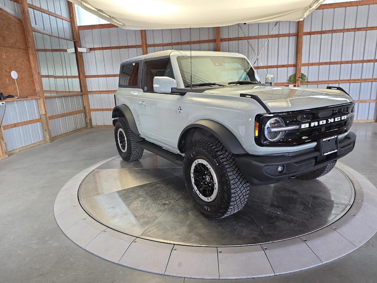 2023 Ford Bronco Outer Banks Sand Lake NY