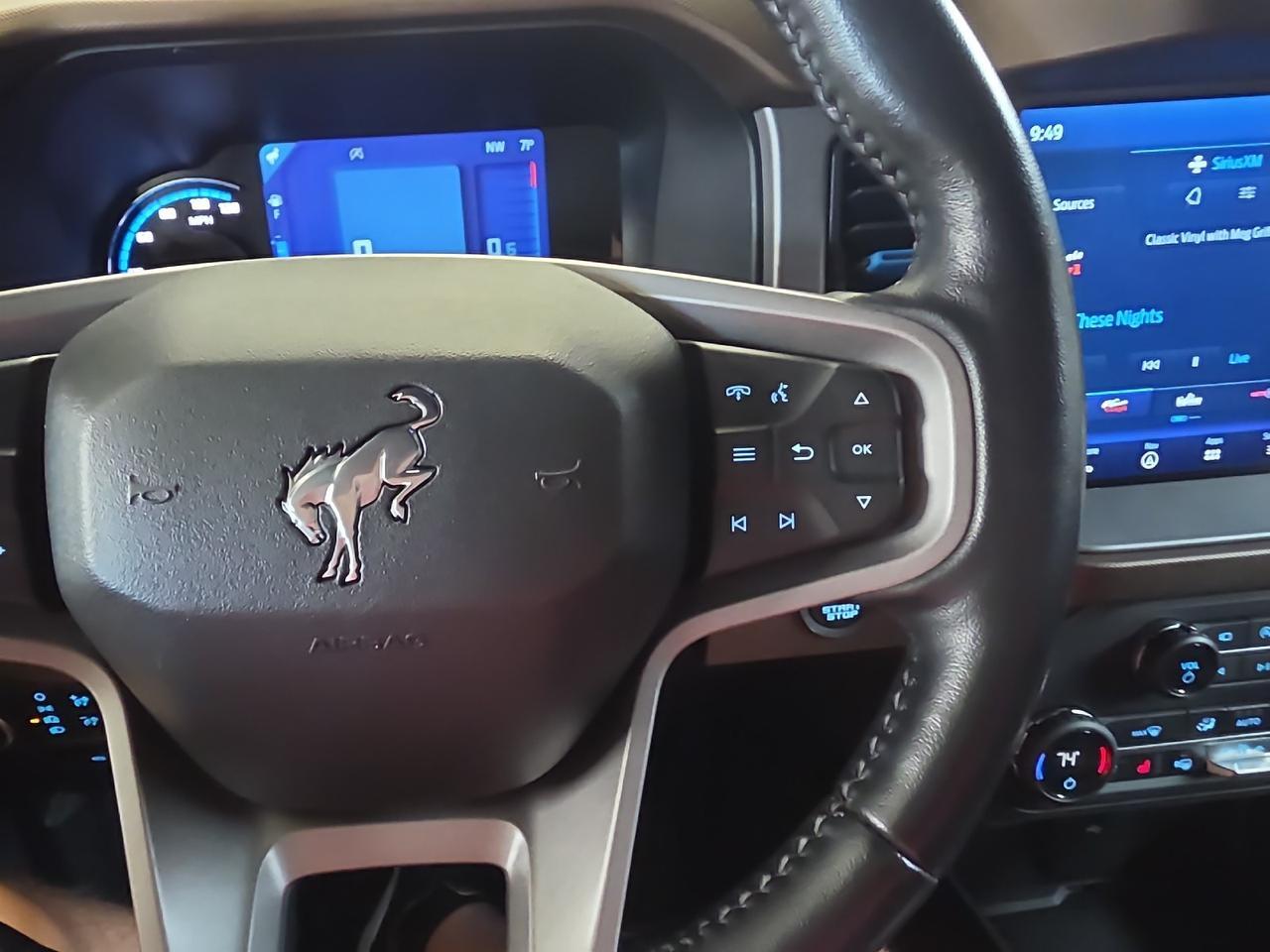 2023 Ford Bronco Outer Banks Sand Lake NY