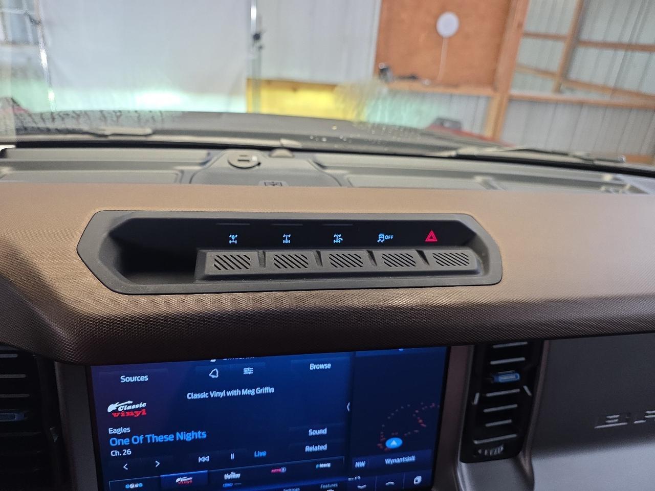 2023 Ford Bronco Outer Banks Sand Lake NY