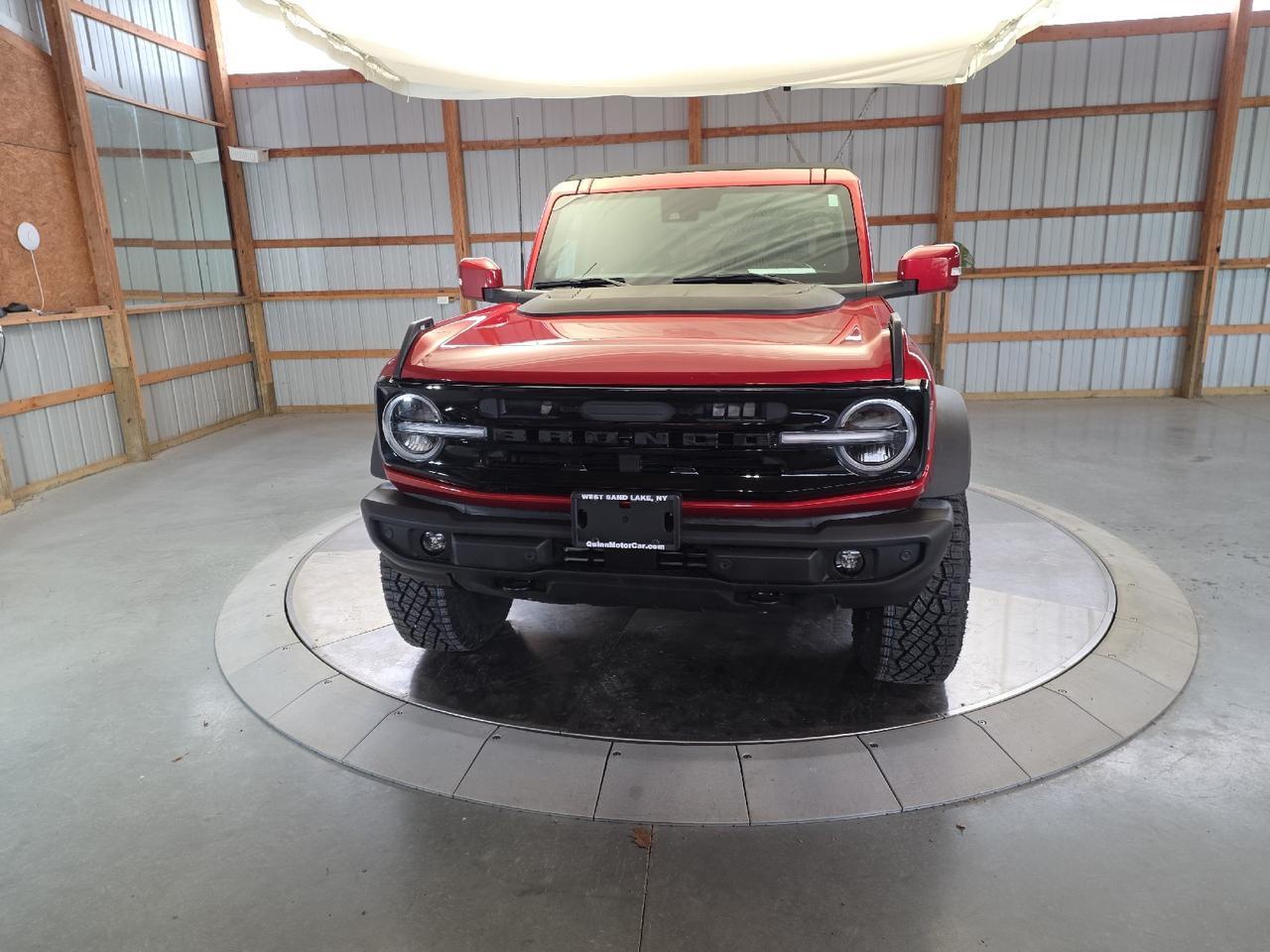 2023 Ford Bronco Outer Banks Sand Lake NY