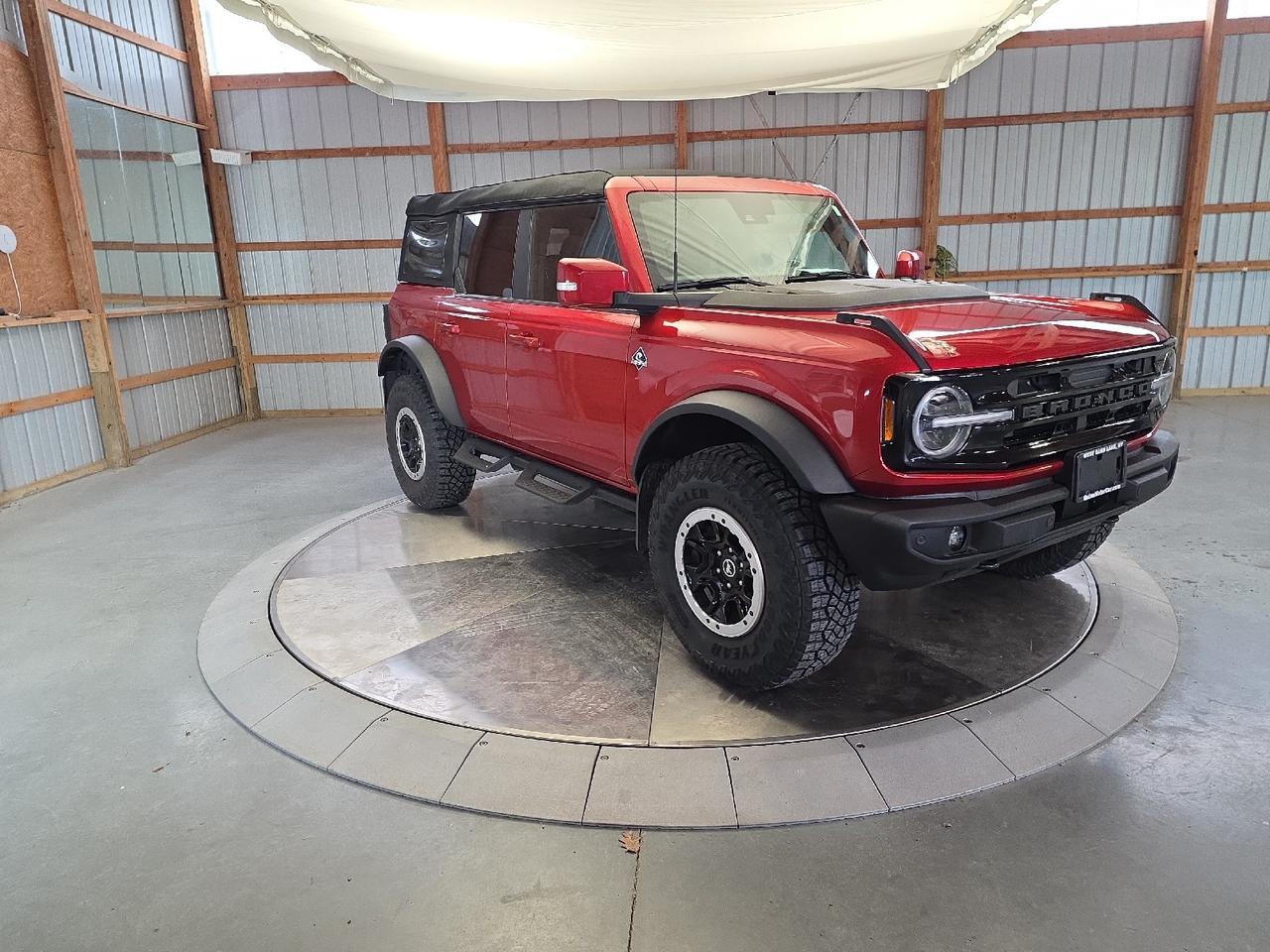 2023 Ford Bronco Outer Banks Sand Lake NY