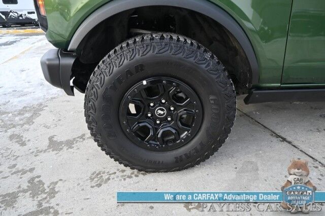 2023 Ford Bronco WILDTRAK / Advanced / 4X4 / Hard Top / Auto Start / Heated Leather Seats / NAV / Lane Departure & Blind Spot / Apple CarPlay & Android Auto / Back Up Camera / Cruise Control / Block Heater / Only 16K Miles Anchorage AK