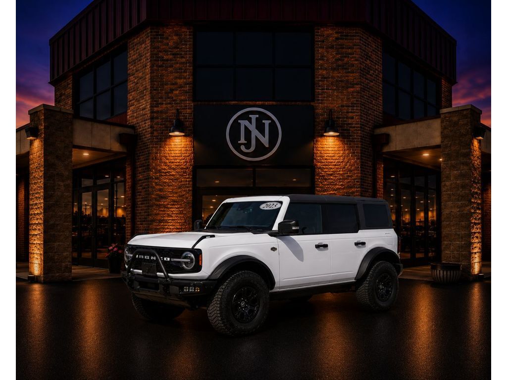 2023 Ford Bronco Wildtrak 4x4's photo