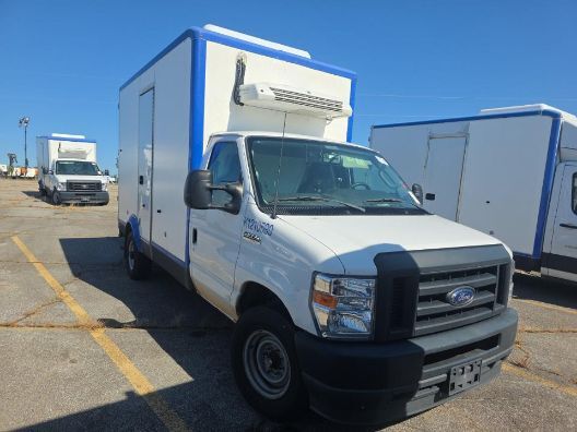 2023 Ford E-350 Cutaway