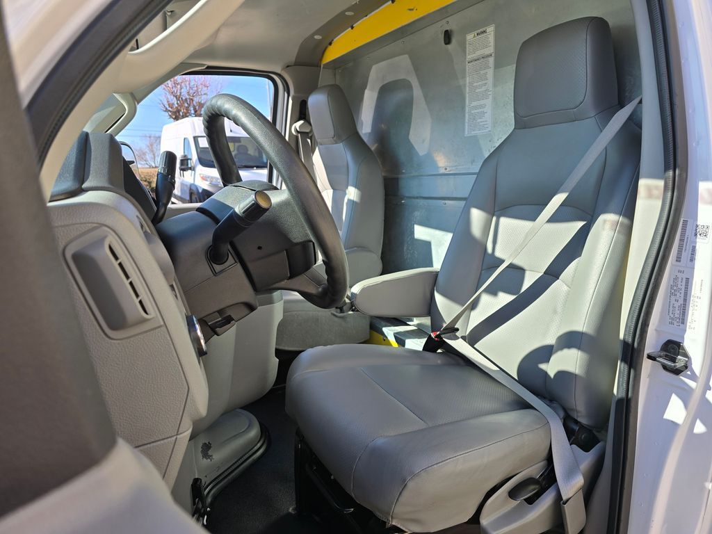 2023 Ford E-350SD Base Concord NC