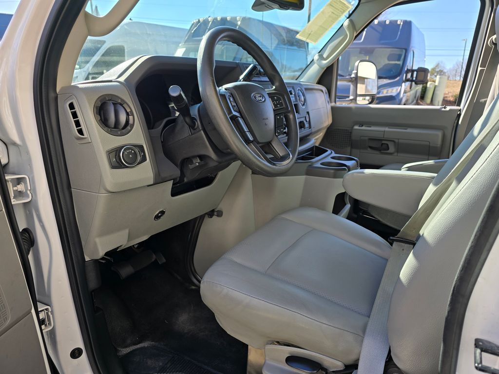 2023 Ford E-350SD Base Concord NC