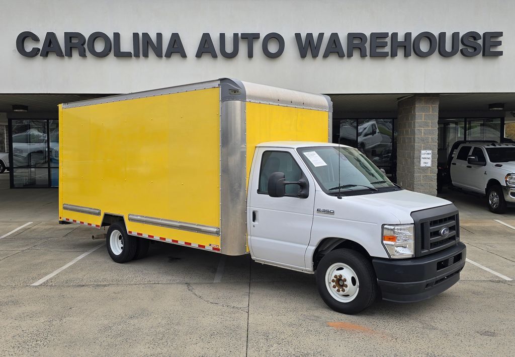 2023 Ford E-350SD Base 16ft Box W/Roll-up Door and Pull-out Ramp Concord NC