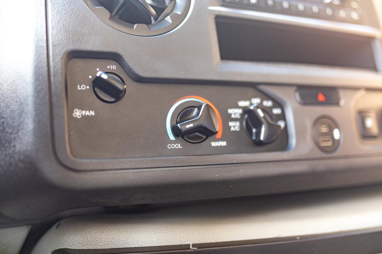 2023 Ford E-450 15 Ft. Cube Van Reefer Red Deer AB