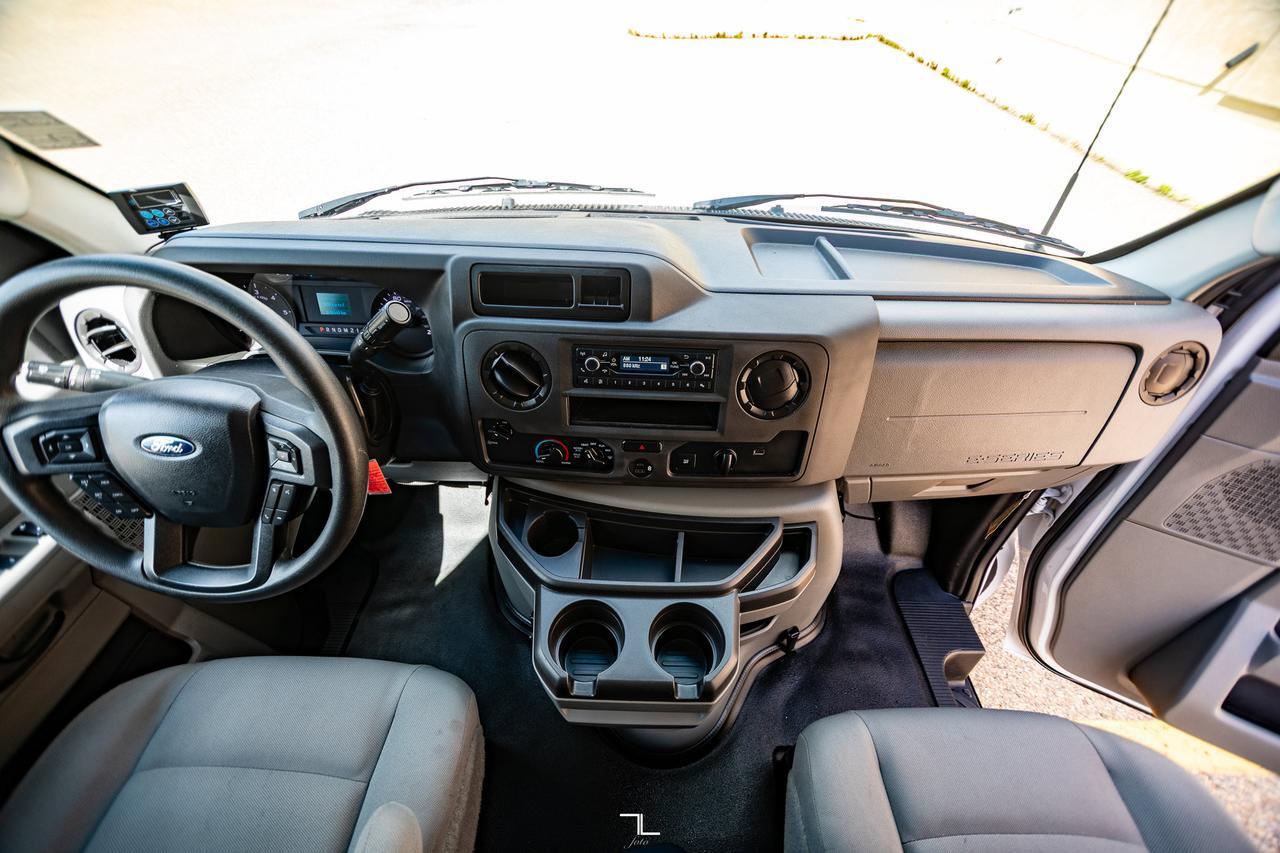 2023 Ford E-450 15 Ft. Cube Van Reefer Red Deer AB