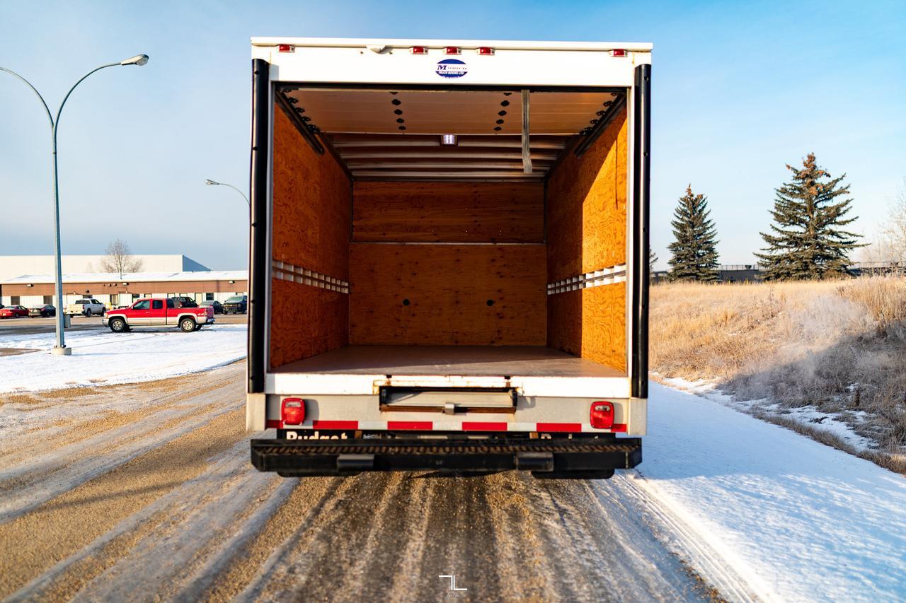 2023 Ford E-450 Cube Van Red Deer AB