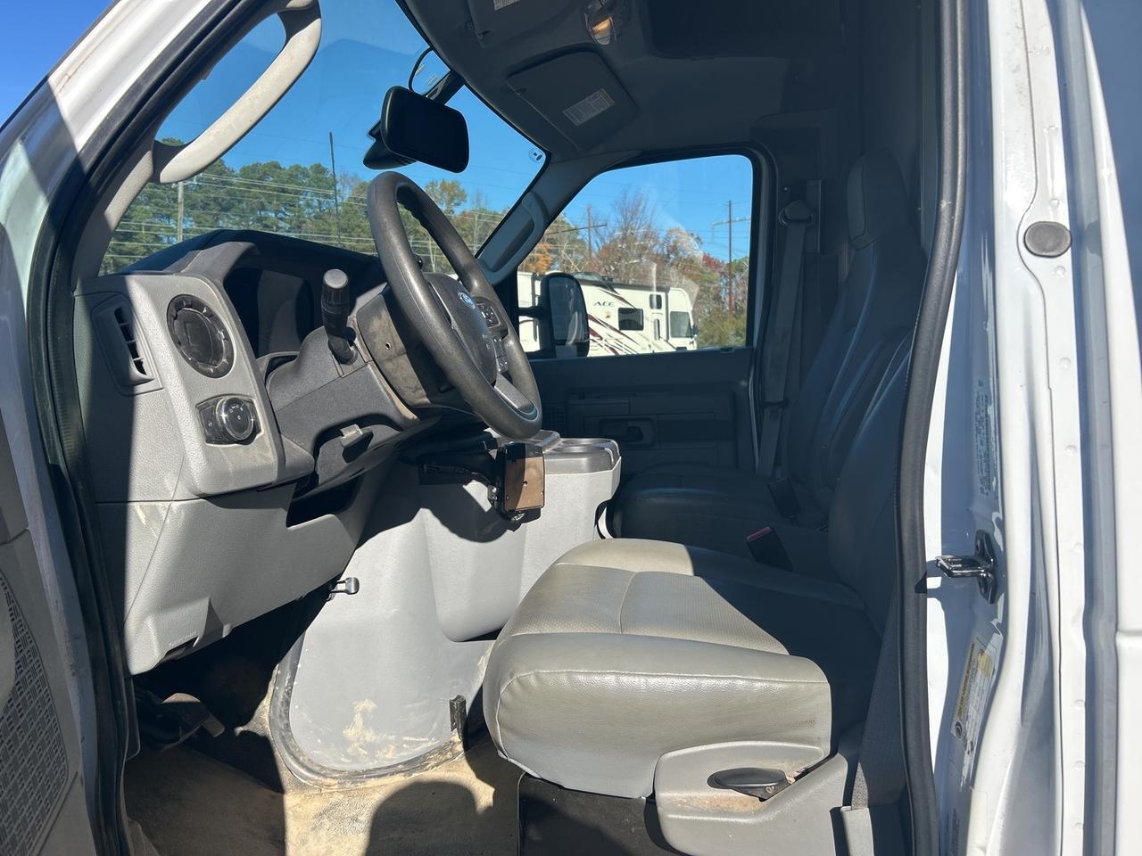 2023 Ford E-450SD Base Ashland VA