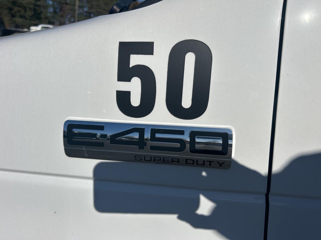 2023 Ford E-450SD Base Ashland VA