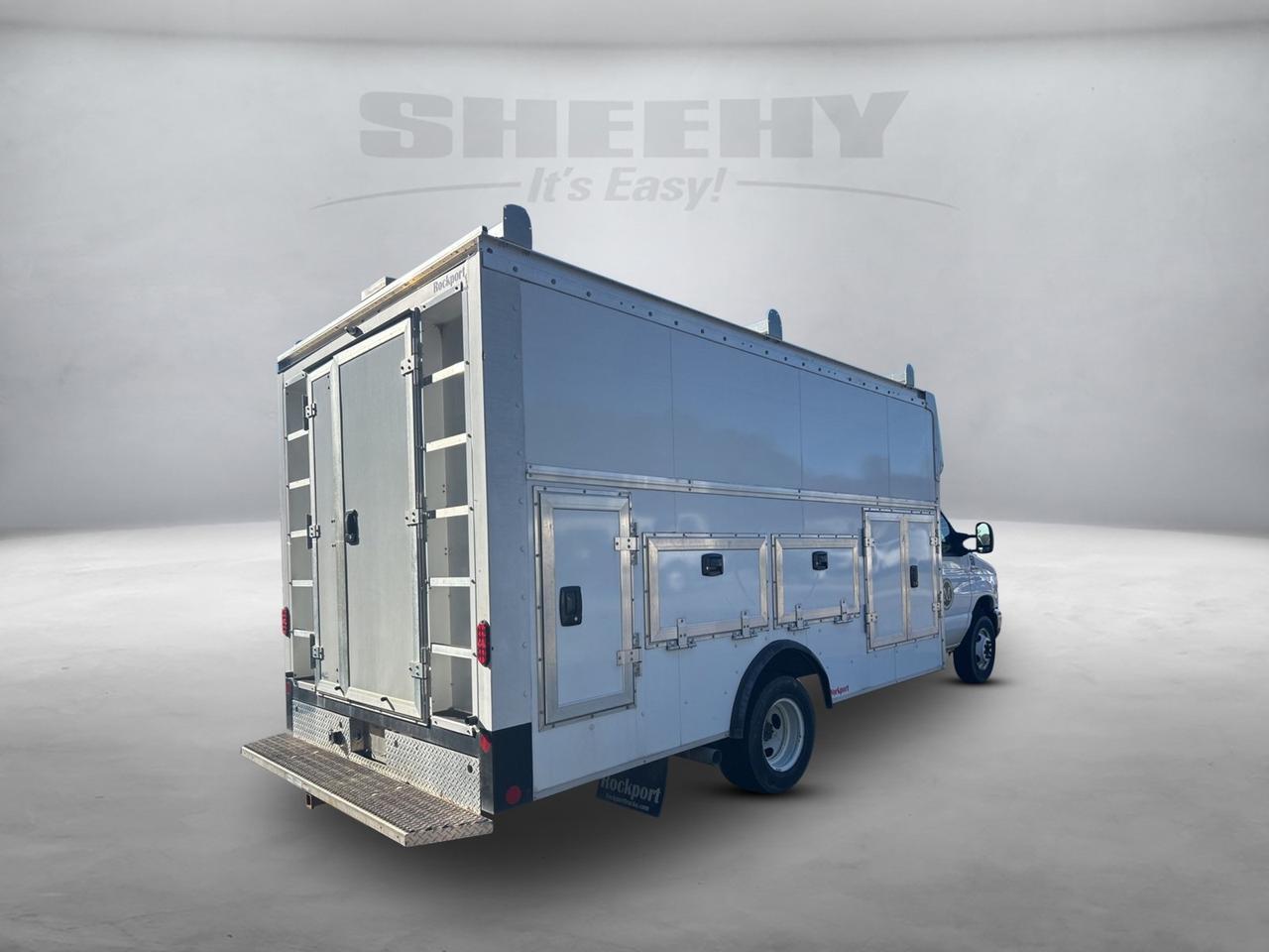 2023 Ford E-450SD Base Ashland VA