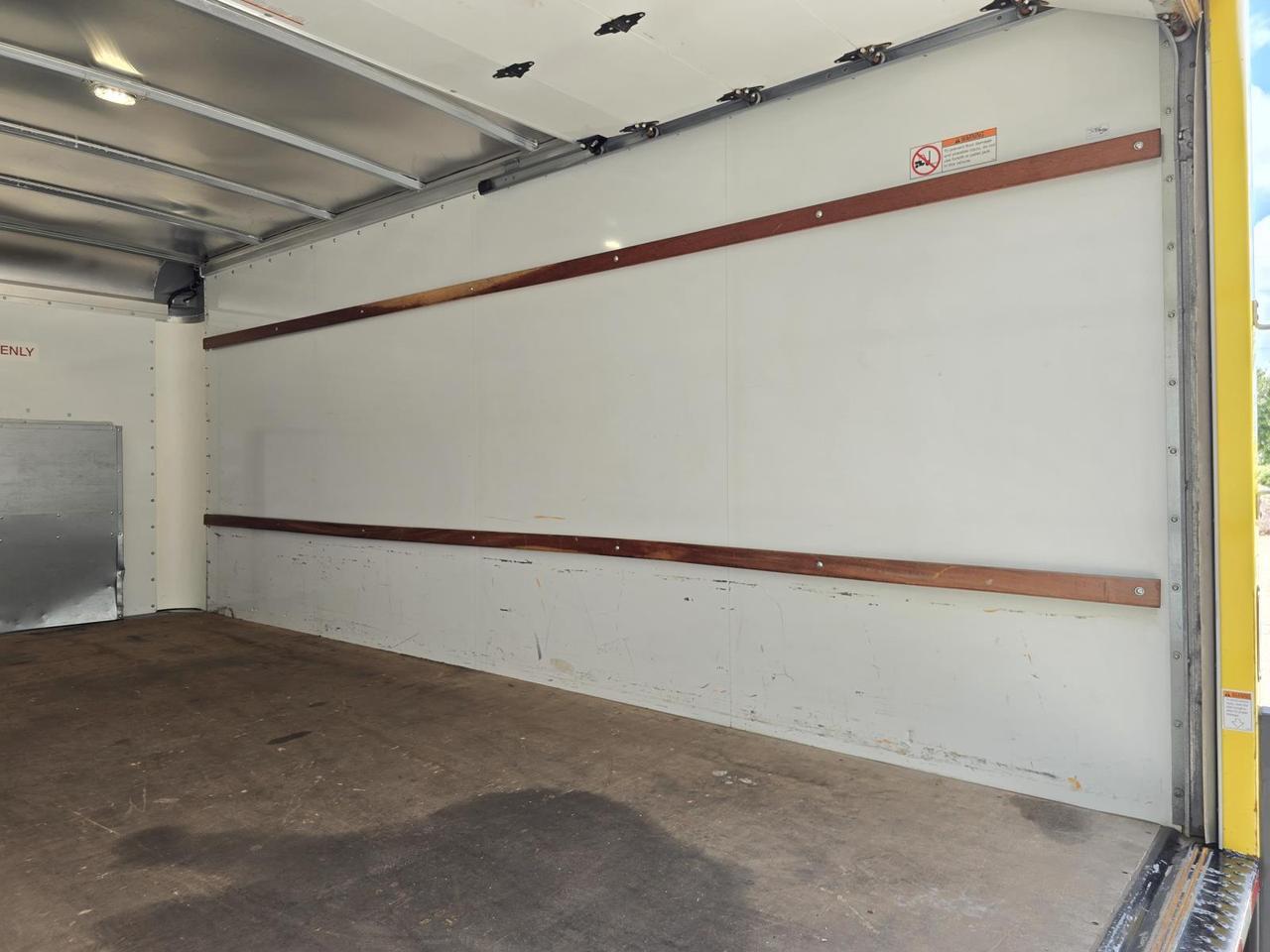 2023 Ford E-Series Cutaway E-350 DRW 16FT Box W/Roll-Up Door and Pull-Out Ramp Concord NC