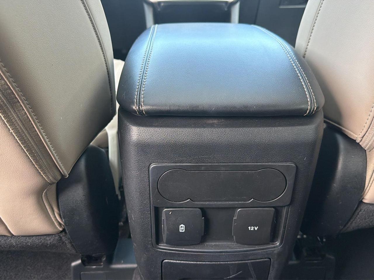 2023 Ford EXPLORER XLT 4WD Gaithersburg MD