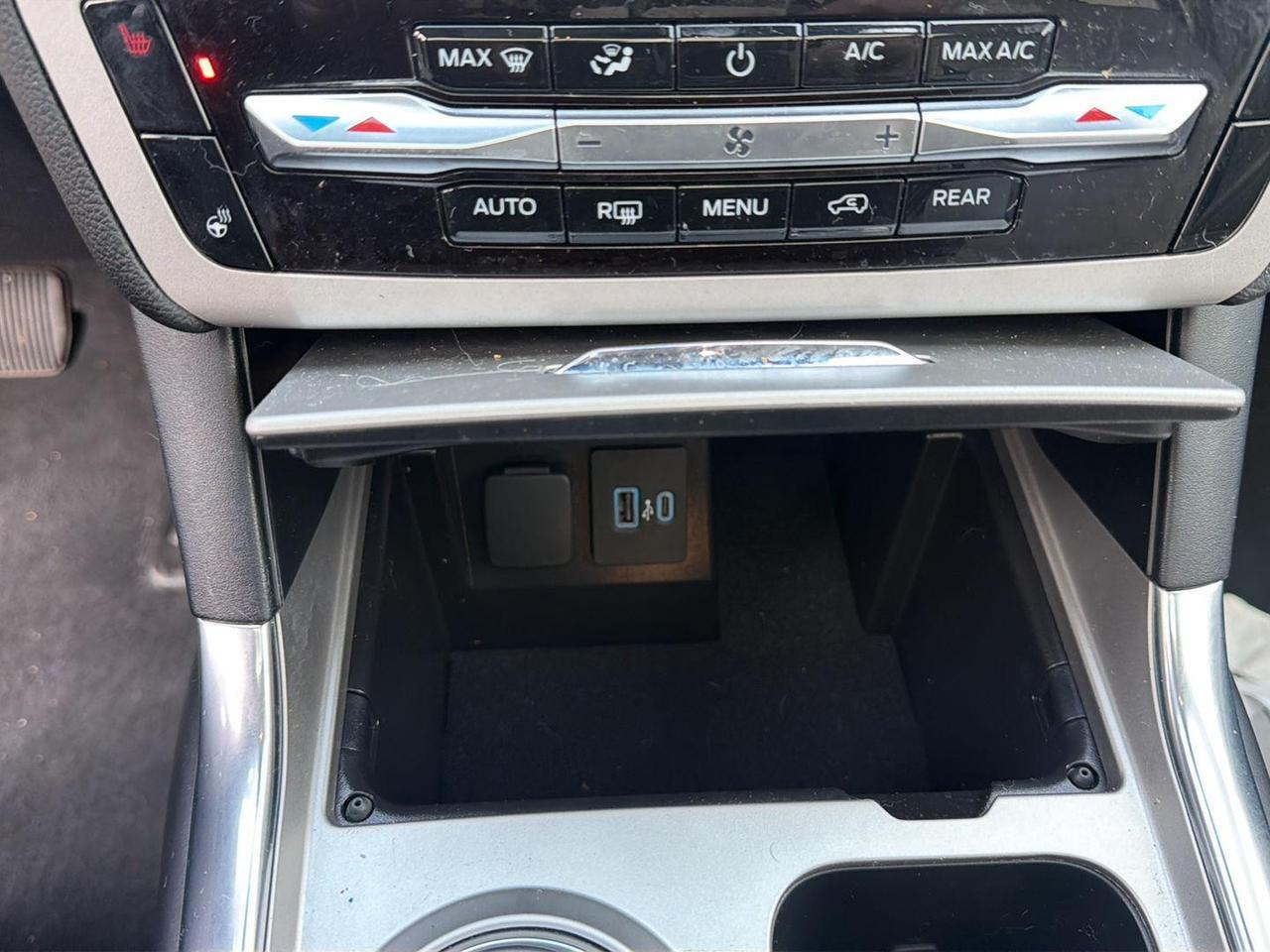 2023 Ford EXPLORER XLT 4WD Gaithersburg MD