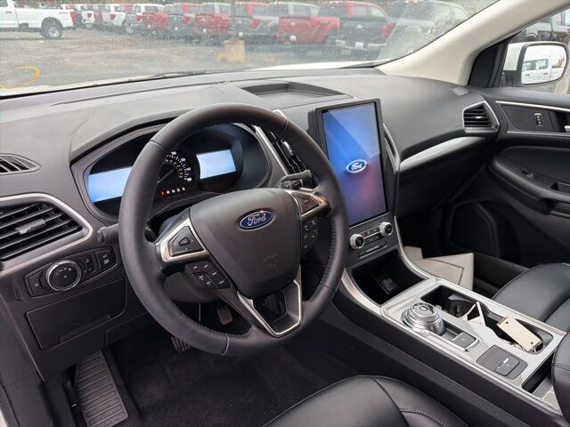 2023 Ford Edge Pine River MN