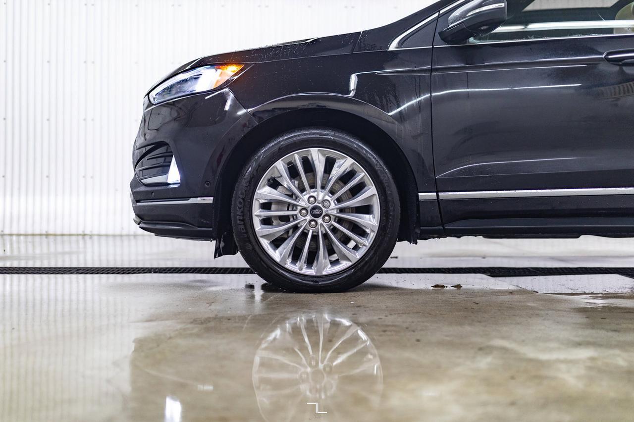 2023 Ford Edge AWD Titanium Leather Roof Nav BCam Red Deer AB
