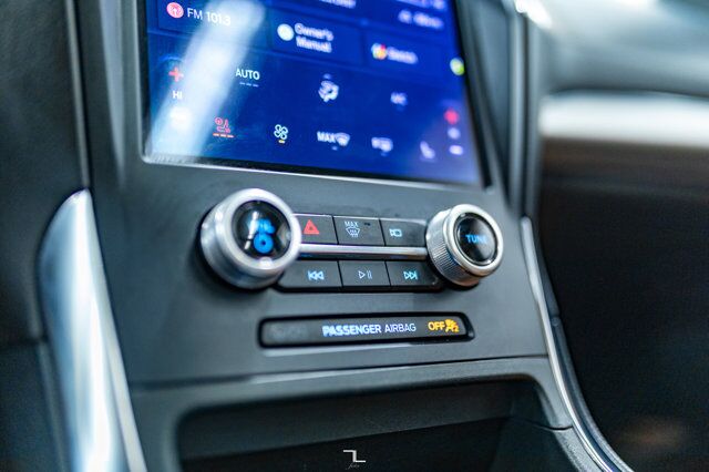 2023 Ford Edge AWD Titanium Leather Roof Nav BCam Red Deer AB