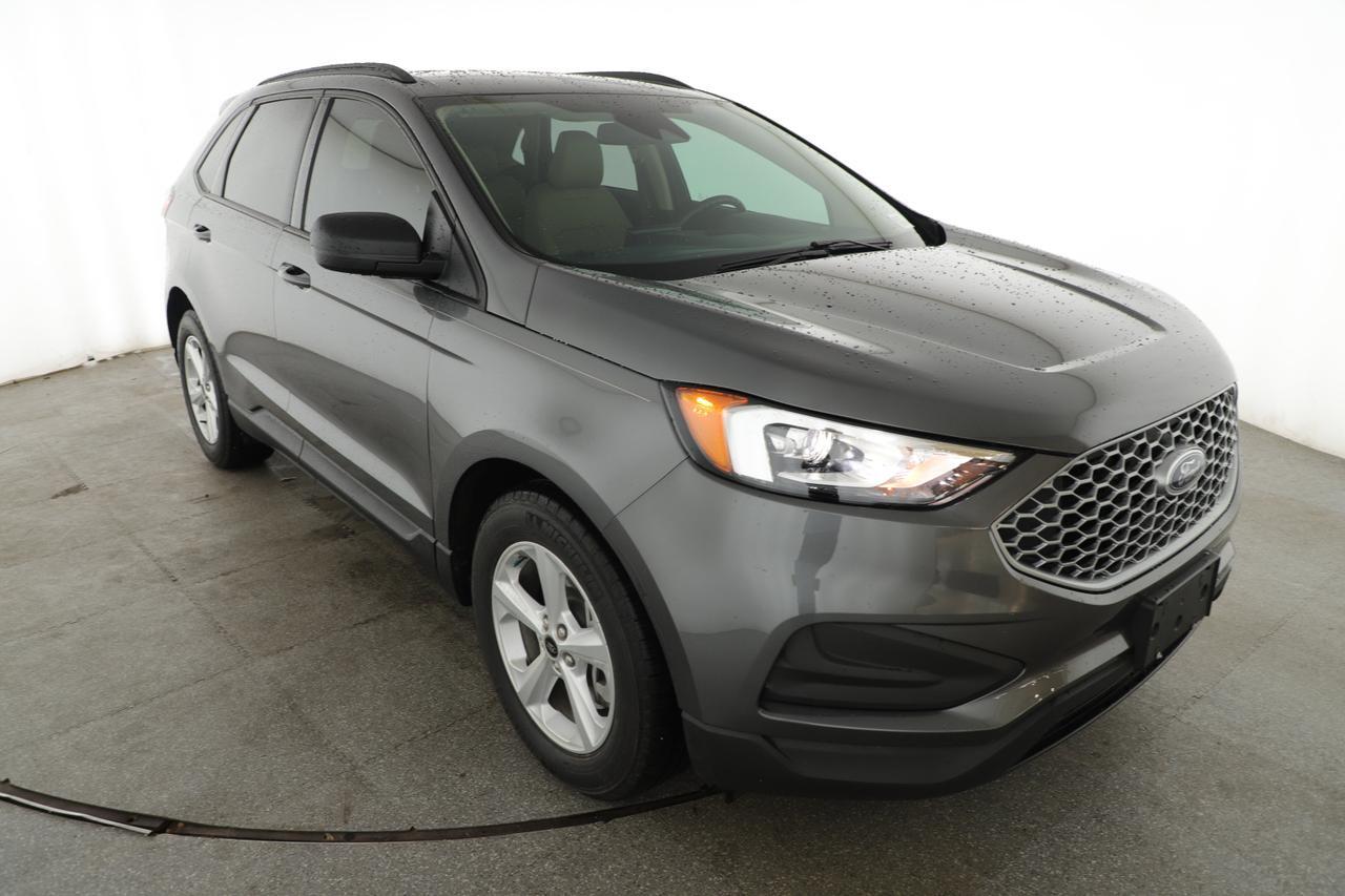 2023 Ford Edge SE