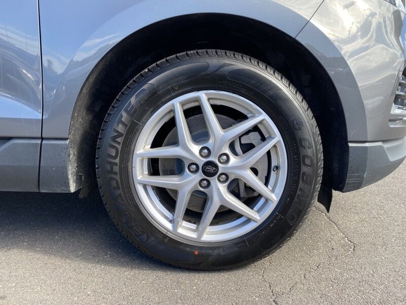 2023 Ford Edge SEL Bristol  PA