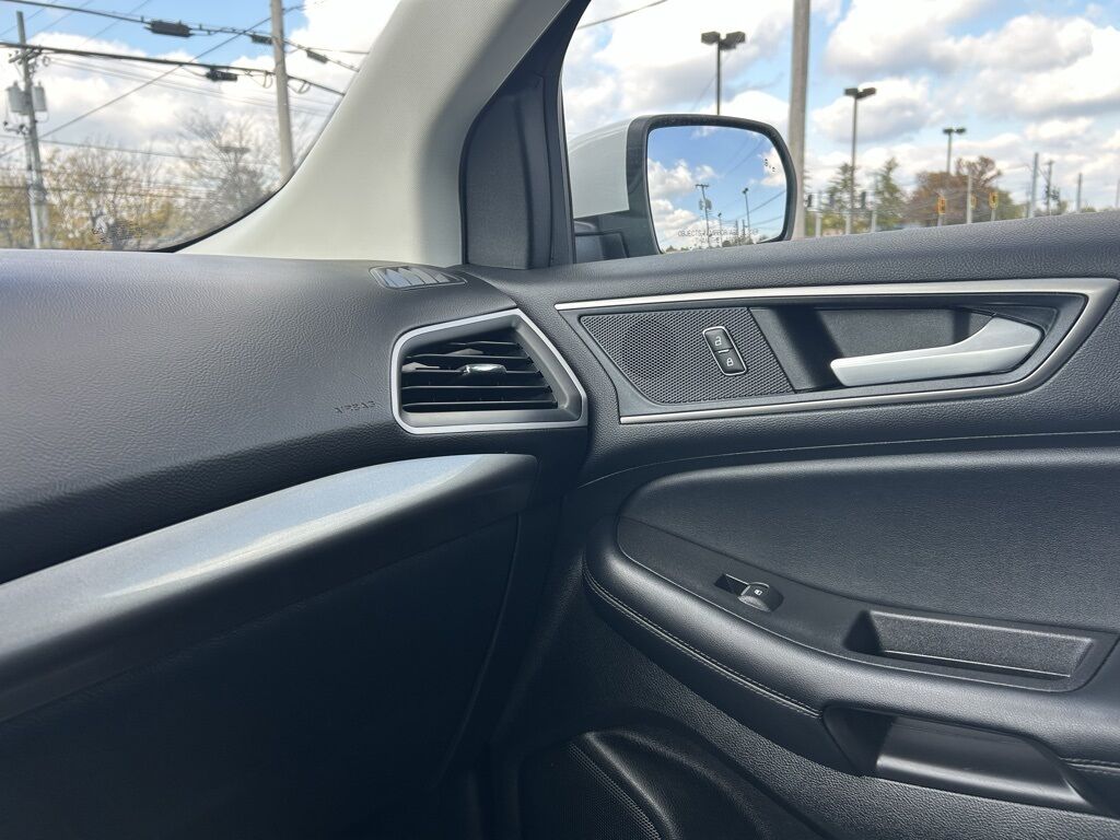 2023 Ford Edge SEL Crestwood KY