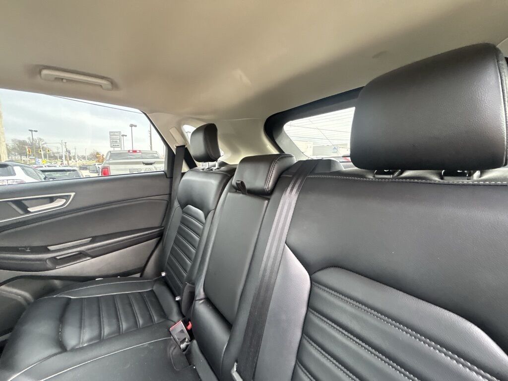 2023 Ford Edge SEL Crestwood KY