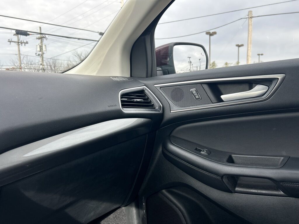 2023 Ford Edge SEL Crestwood KY